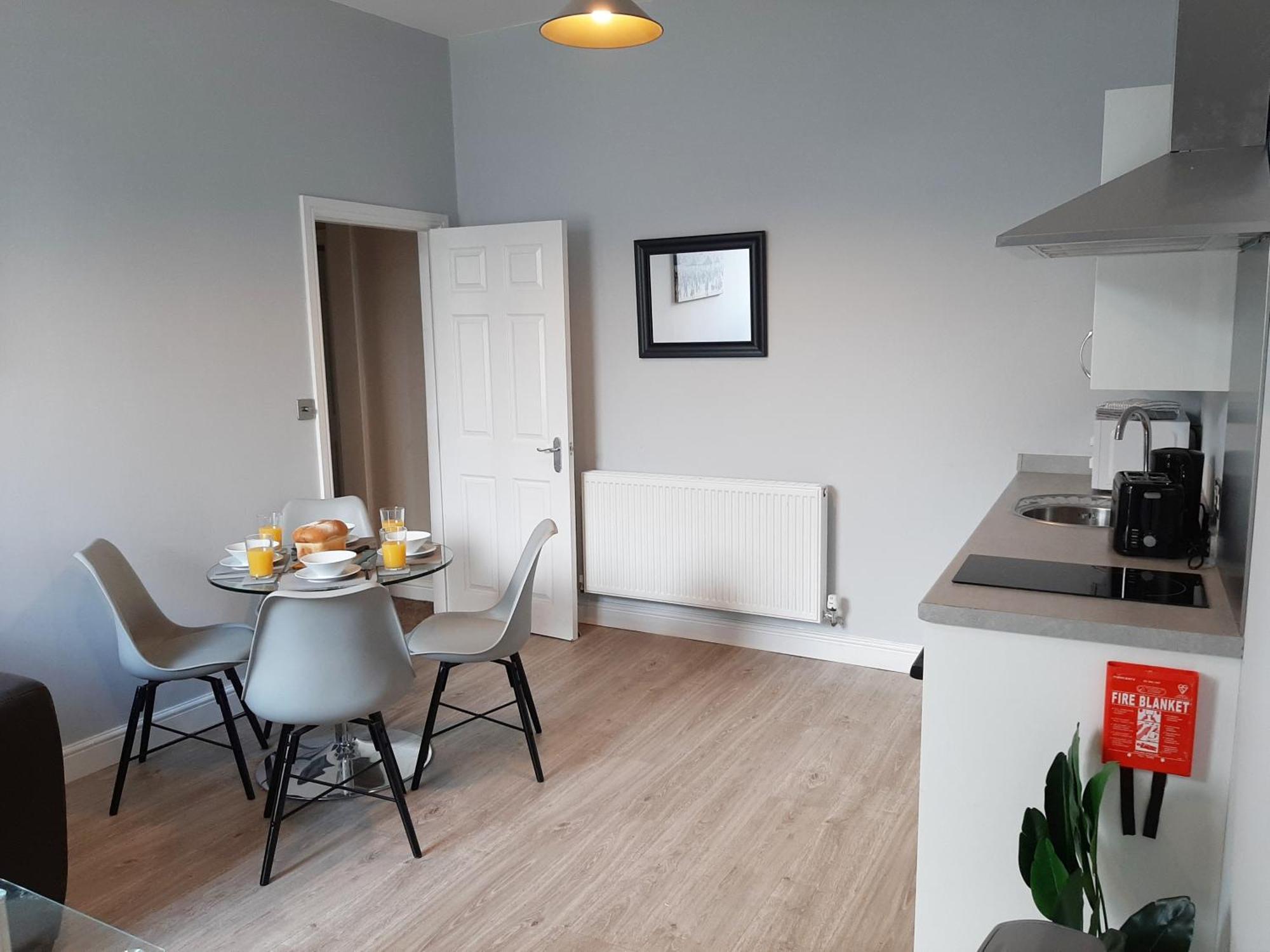 Malton Central Apartments Kamer foto